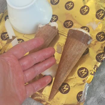 Yağ Sızdıran Magnum Dondurma Ve Kullanılamayan Telafi Çeki