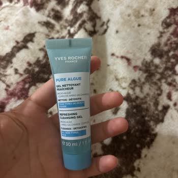 Yves Rocher Temizleme Jelinde Cilt Yanması Ve Kızarıklık Şikayeti