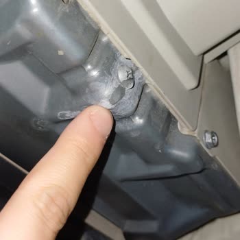Daikin Sensira AC Faulty Installation and Authorized Service Refusal