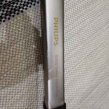 Philips Dik Süpürge Kilit Mandalı Bir Ay İçinde Gevşedi Ve Düşerek Kullanılamaz