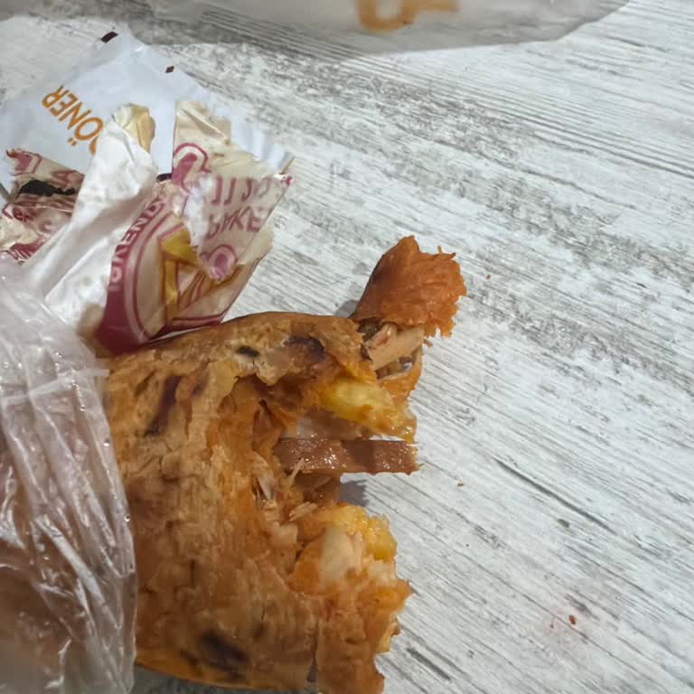 Yemeksepeti Dürüme Tahta Çubuk Bıraktı, İade Talep Ediyorum