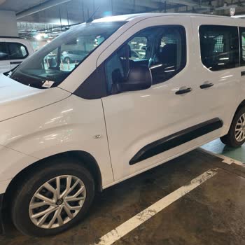 Şubeden Temiz Araç Teslimine Rağmen 600 TL Yıkama Ücreti Talebi