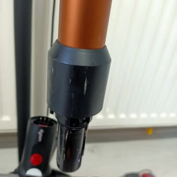 Dyson V16 Animal’da Boya Atması Ve Aparat Kırılması Servis Tarafından Ücretsiz Değişim Reddi