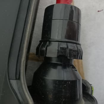 Dyson V16 Animal’da Boya Atması Ve Aparat Kırılması Servis Tarafından Ücretsiz Değişim Reddi