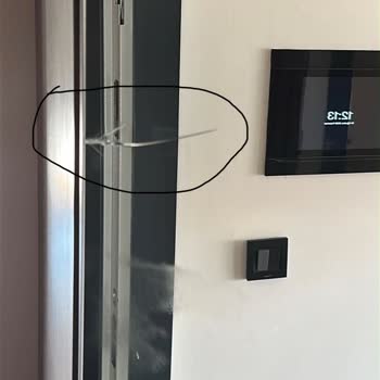 Bosch Ve Ceva Taşıma Ekibi Nedeniyle Kırılan Ayna İçin Sorumluluk Reddi