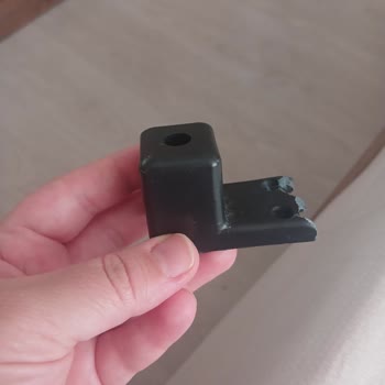 Ayıplı Koltuk Ve Baza İçin İki Aylık Cevapsız Şikayet
