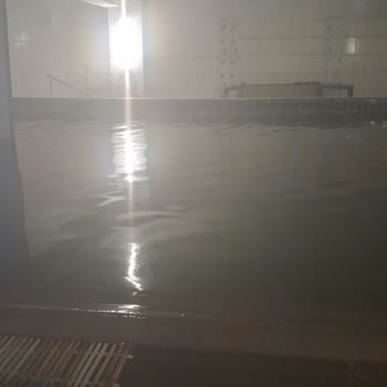 Hijyenik Olmayan Havuz Ve Teknik Arızalar Konaklamamızı Mahvetti