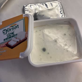Yörsan Peynirinde Küflü Ürün Ve Yanıltıcı Son Kullanma Tarihi