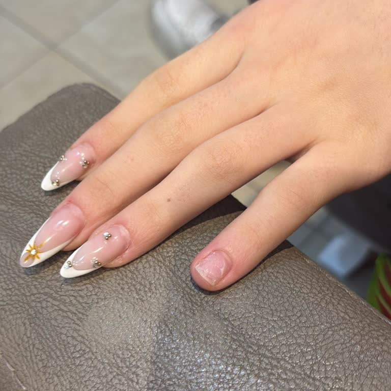 Bakırköy İpek Kirpik | By Selin Beauty İpek Kirpik Dökülmesi