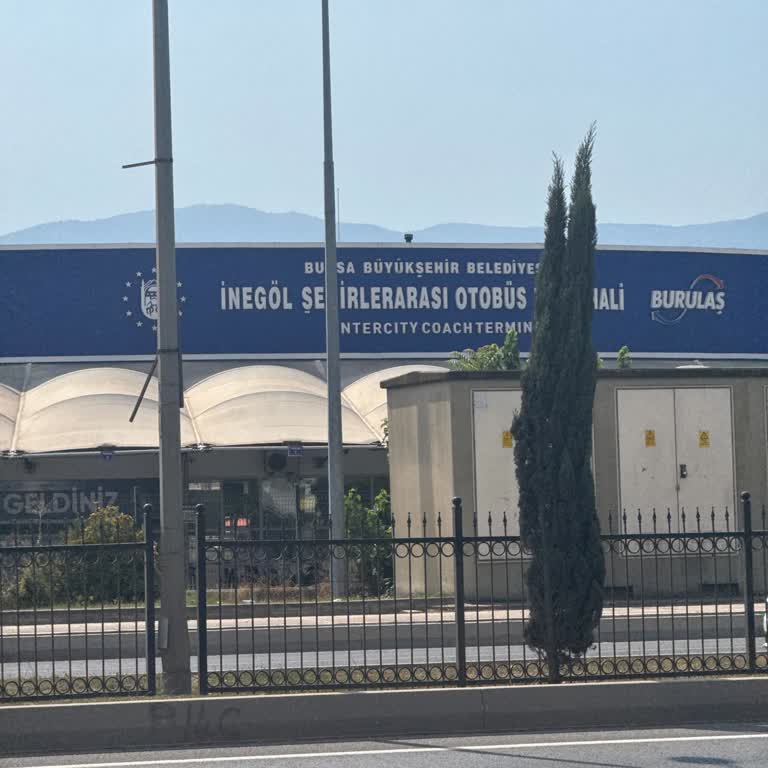 Zümrüt Turizm Otogara Girmeyip Saatlerine Uymadığı İçin Mağdur Oldum