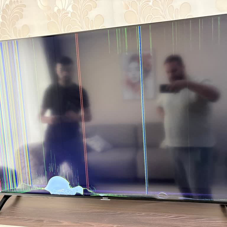 Kutudan Kırık Çıkan Televizyonun Değişim Talebine Cevap Gelmedi
