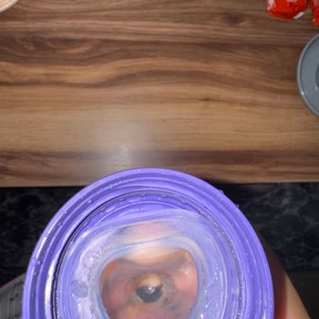Lansinoh S Boy Biberonda Renk Değişimi Ve Deformasyon Nedeniyle Ücretsiz Değişim Talebi