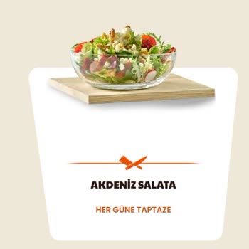 Vejetaryen Misafir İçin Yanıltıcı Salata Ve Hayal Kırıklığı