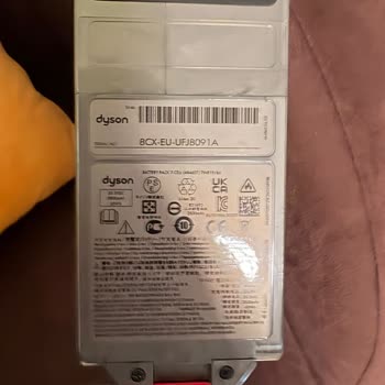 Dyson V12 Mobilya Adaptöründe Kırılma, Garanti Kapsamı Talebi