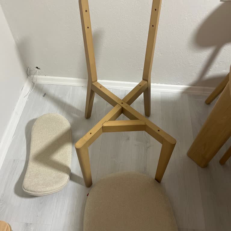 İzmir Bayraklı Kelebek Mobilya’da Çeyiz Sandalyelerinin Montajı Yapılmadı