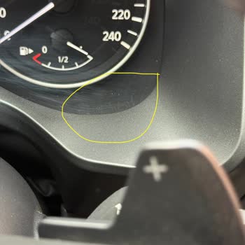 Yeni Nissan Qashqai'de Ön Konsol Ve Hız Göstergesi Çizikleri İçin Garanti Talebi