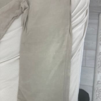 Nautica Pantolonunda Renk Solması Ve Diz Arkası İzleri Sorunu