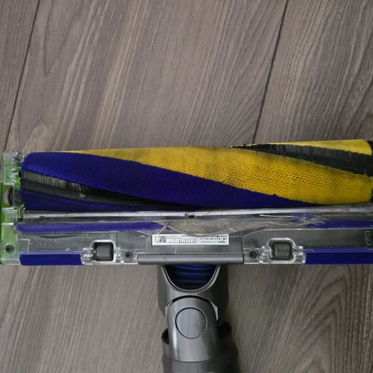 Dyson V15 Fluffy Optic Bant Şeridi Kısa Sürede Yırtıldı Ve Ücretsiz Değişim Talebi
