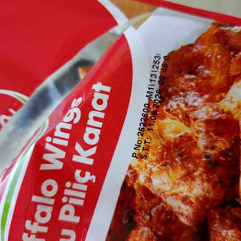 Yemeksepeti Üzerinden BİM'den Gelen Küflü Tavuk Kanadı Sağlık Riski Ve İade Talebi