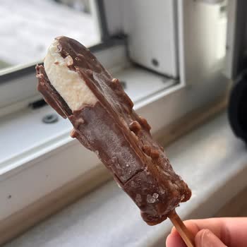 Magnum Badem Dondurmasında Bozulmuş Çikolata Kaplaması Ve Kalite Sorunu