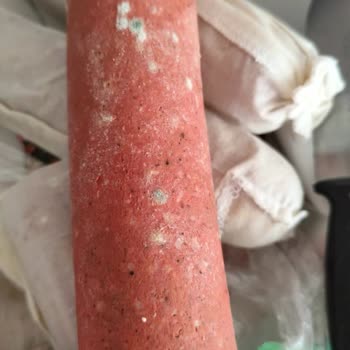 Küflü Sucuk Gönderimi Ve İade Talebi