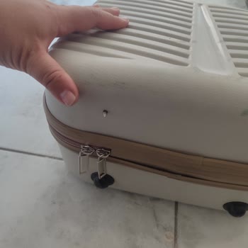 Anadolu Jet Bagajımda Kırık Ve Delik Bulundu, 1.600 TL Değerinde Yeni Valiz Veya Ücret Talebi