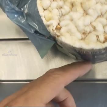 Koop Market Ambalajlı Ürününde Böcek Çıktı