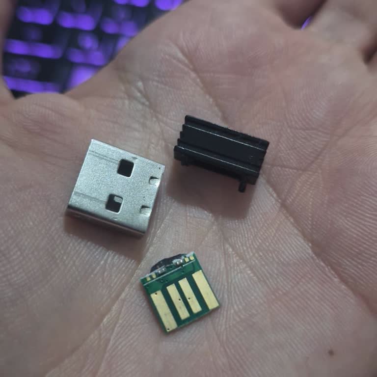 Parçalanmış USB Alıcısı Geri Gönderildi: Servis Saygısızlığı