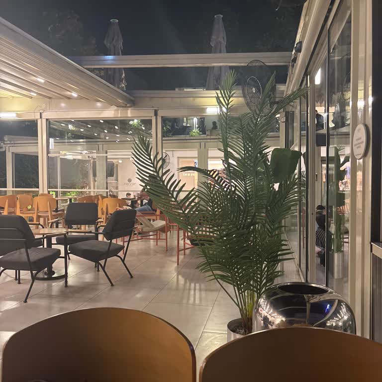 İced Matcha Siparişimde Çalışanın Saygısız Davranışı Ve Reddetmesi