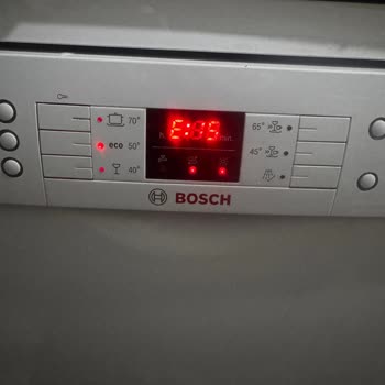 Bosch Bulaşık Makinesi Sürekli Hata Veriyor Ve Servis Sorunu Çözmüyor