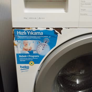 Beko Çamaşır Makinesinde 3 Yılda Paslanma Ve Gövde Çürümesi