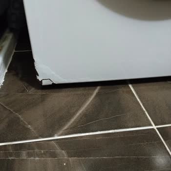 Beko Çamaşır Makinesinde 3 Yılda Paslanma Ve Gövde Çürümesi