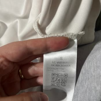 LCW Mağazasından Aldığım Tişört Tek Yıkamada Kullanılamaz Hale Geldi