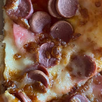 Bozuk Pizzalar Ve Yanlış İçecek Gönderimi İçin İade Talebi