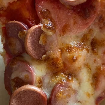 Bozuk Pizzalar Ve Yanlış İçecek Gönderimi İçin İade Talebi