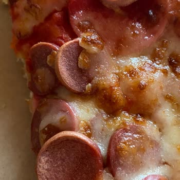 Bozuk Pizzalar Ve Yanlış İçecek Gönderimi İçin İade Talebi