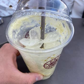 Kahve Dünyası’nda Buzla Dolu Latte Şikayeti Ve İade Talebi