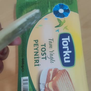 Torku Tam Yağlı Tost Peynirinde Küf Ve Sağlık Endişesi