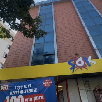 Şok Mağazasında Tekli Gazoz İddiası Ve Saygısız Kasiyer Tutumu