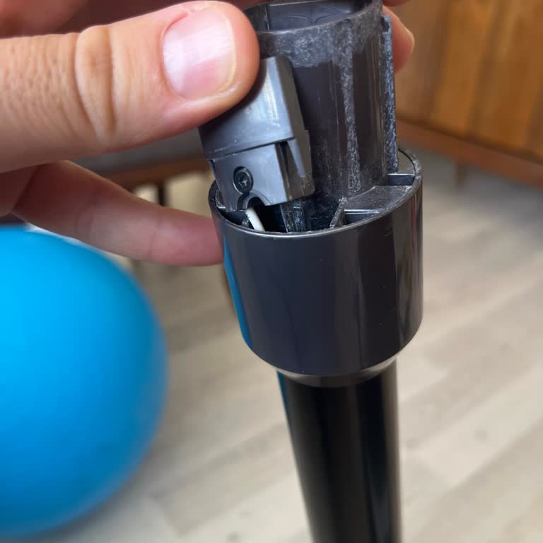 Dyson V15 Süpürgenin Boru Arızası Ve Ücretsiz Değişim Talebi