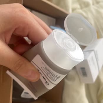 The Ordinary Nemlendiricisinin Yarısı Boş, Yenisi İsteniyor