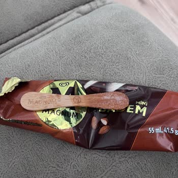 Magnum Mini Badem Dondurmasında Şeker Tadının Artması Ve Açıklama Talebi