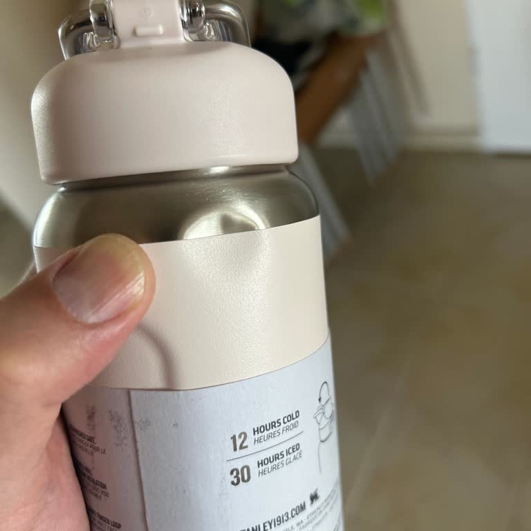 Hepsiburada'da Kusurlu Şişe Ve Satıcıdan Cevap Yok