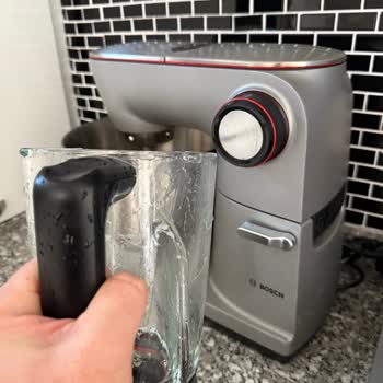 Blender Parçası 2 Kullanımda Eritildi, Bosch Güveni Sarsıldı