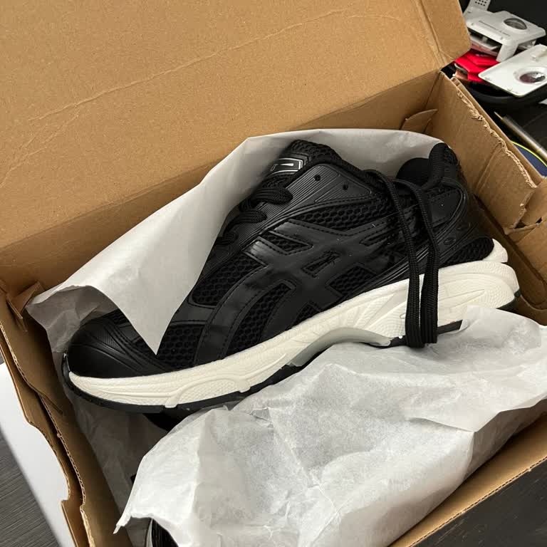 Sahte Asics Kayano Ürünü Ve İadesi İçin Satıcıya Cevap Bekleniyor