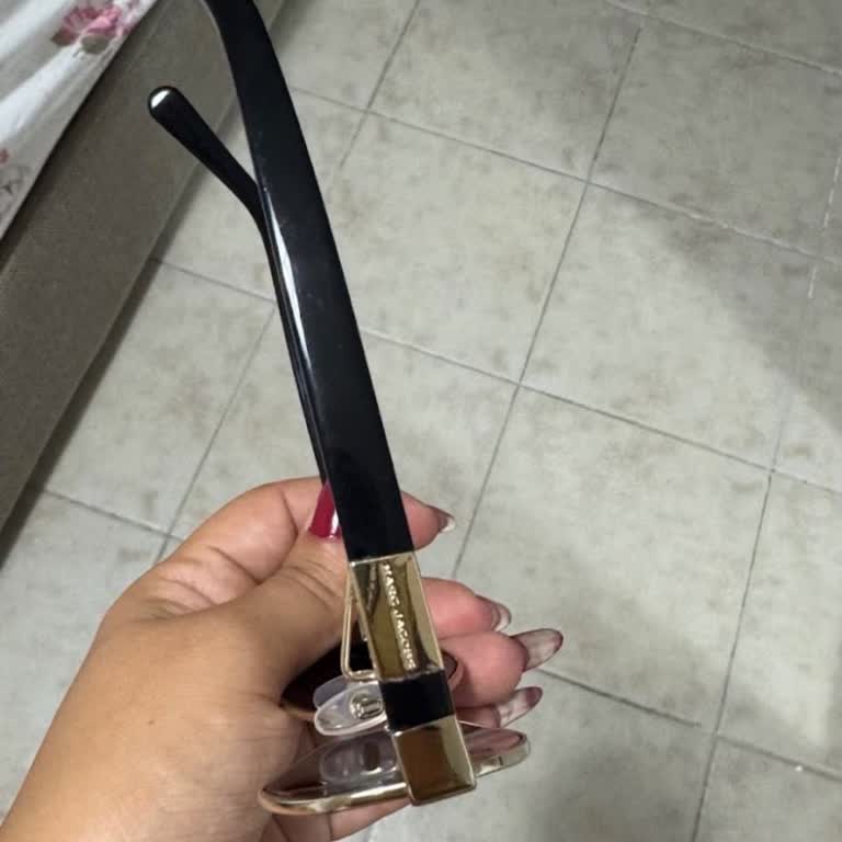 Marc Jacobs Gözlüğündeki Kararmalar Ve 4.799 TL Tam İade Talebi
