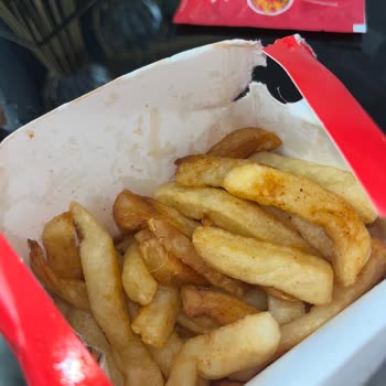 Patates Kızartmasında Kıl Ve Tüy Görülmesi Hijyen Sorunu