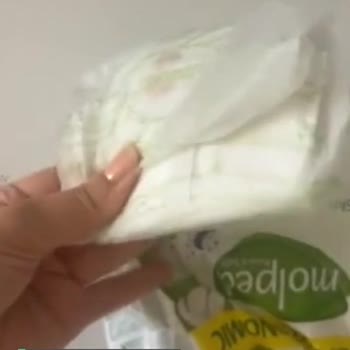 Molped Üründe Kırmızı Leke Vardı