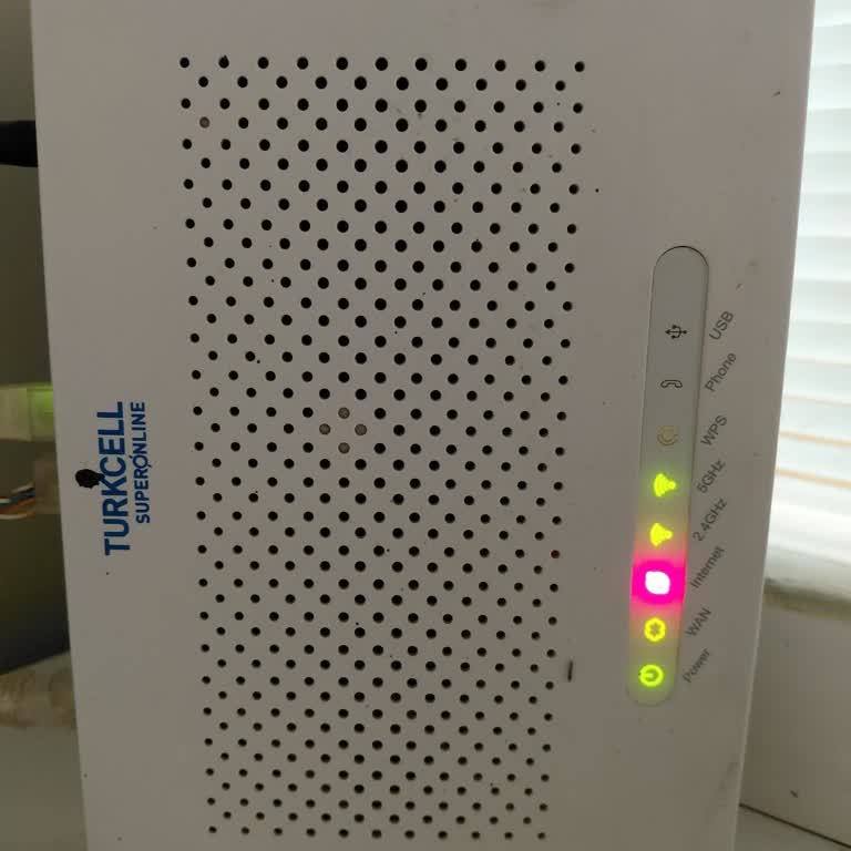İş Yerinde Sürekli İnternet Kesintisi, Çözüm Gecikmesi Ve Superbox Talebi
