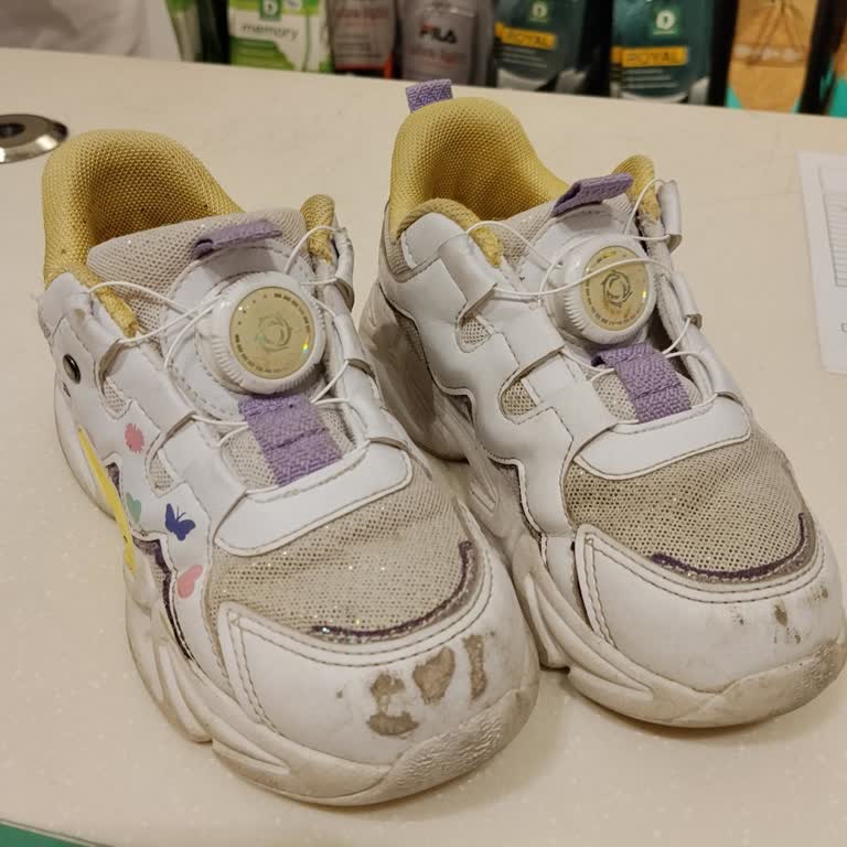 Rechazo el Cambio de Zapato Infantil FILA Por Supuesta Falta del Usuario